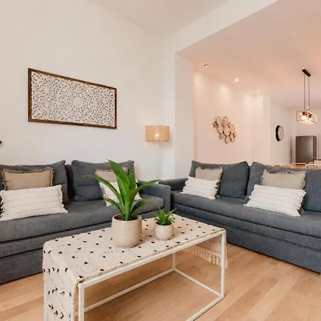 Luxury - Malvarrosa Apartman *
